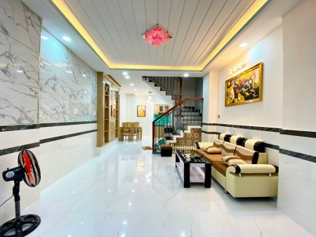 Bán căn nhà mời xây gần dự án The Sol city, sổ riêng ngân hàng đã thẩm định và hỗ trợ vay 70%