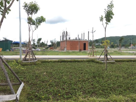 bán lo biệt thự ngay trung tâm thị xã Đức Phổ