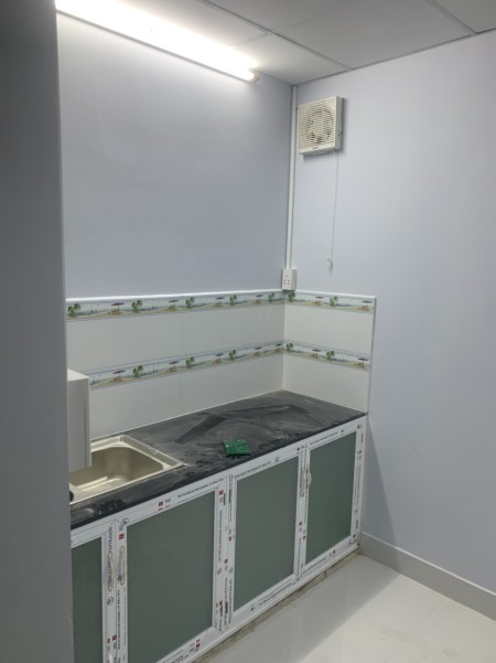 Bán nhà Quận Bình Tân, đường Bình trị Đông nhà mói xây, kiến trúc đẹp, khu dân cư đông đúc