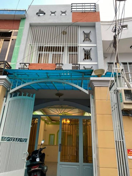 Bán nhà Hẻm xe hơi Lạc Long Quân Q11, 69m2, 3.8x19m, 4PN nhà đẹp hẻm thông, nhỉnh 6 tỷ TL