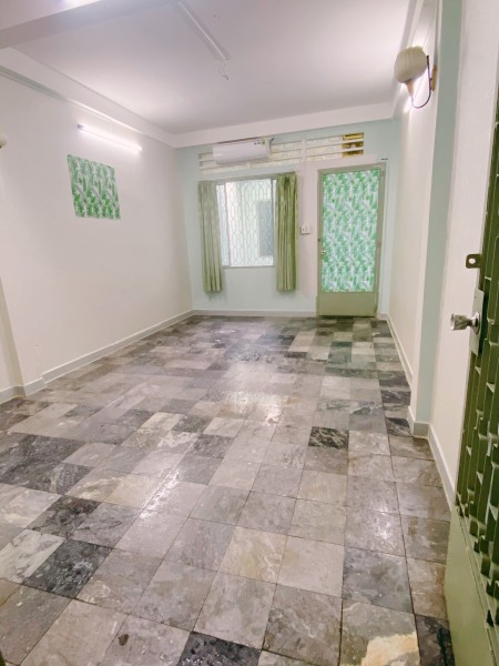 Cho thuê 2 phòng diện tích sử dụng 25m2 giá cho thuê 4 triệu/tháng, khu dân cư đông đúc