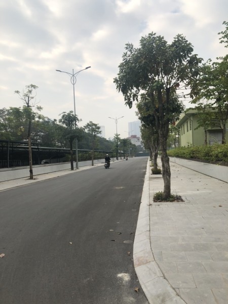 Cho thuê tầng 1,2,3 liền kề DT 101m2 đã có thang máy, dự án TSQ Galaxy - Ngân Hà Vạn Phúc