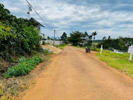 Đất mặt tiền Nguyễn Viết Xuân diện tích sử dụng 700m2 giá 220 triệu, đường lớn, tiện nghĩ dưỡng