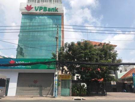 Chính chủ cho thuê nhà nguyên căn Cách Mạng Tháng Quận 3, 2 tầng đúc, giá tốt