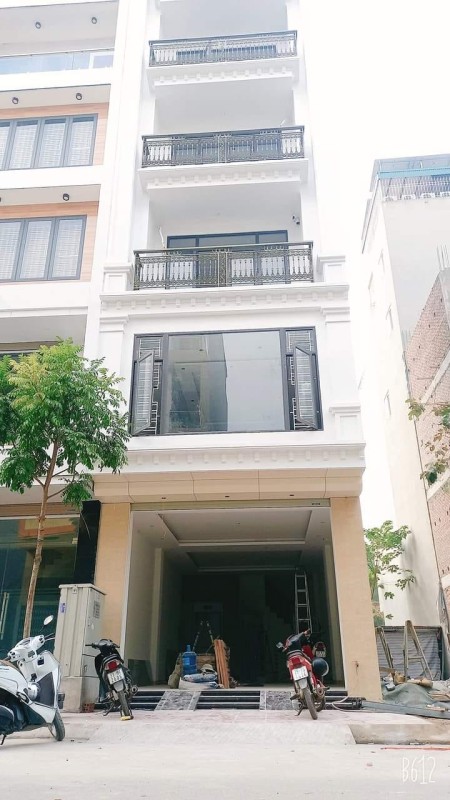Bán nhà mới 7 tầng thang máy Kiến Hưng, Hà Đông, kinh doanh tốt khu dân cư đông đúc