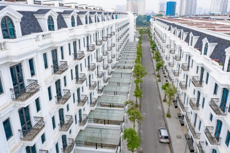 Đi đến slide 8