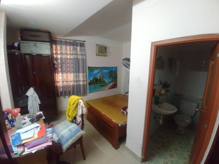 Bán Khách Sạn Quận Gò Vấp Nở Hậu 108m2 ( trực tiếp qua chủ - có thương lượng )