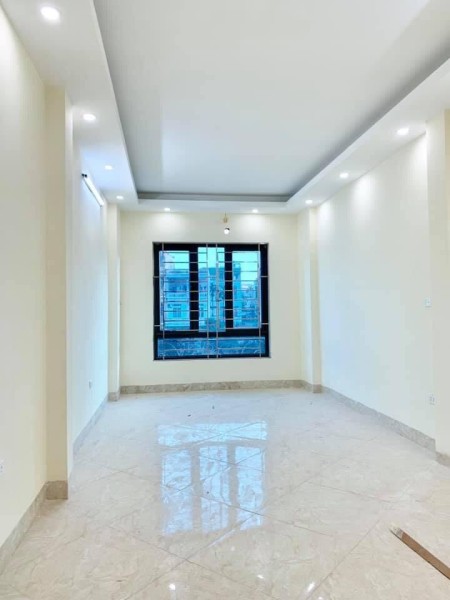 Bán nhà Tân Mai Hà Nội ô tô cách nhà 20m, ngõ thông rộng về ở luôn, giá bán chỉ 1.3 tỷ