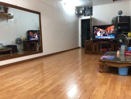 Cho Thuê Căn Hộ Tập Thể Hoàng Quốc Việt - Cầu Giấy, 2 Ngủ, Nhà Đẹp, Giá Rẻ