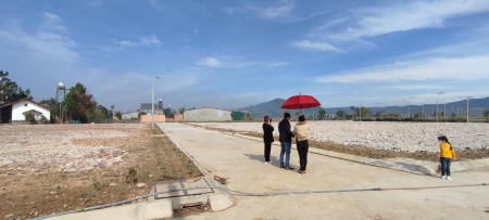 Đất phân lô ven Đà Lạt thị trấn Đinh Văn, Lâm Hà, Lâm Đồng đường trước nhà rộng 7m