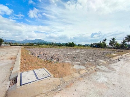 Càn bán đất nền ven Đà Lạt giá chỉ 8,5 triệu/m2 liên hệ 0356792212 sổ hồng riêng, pháp lý đủ