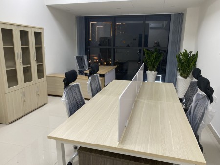 Văn phòng OT Quận 2 diện tích sử dụng 45m2, full nội thất bàn ghế - giá rẻ chốt nhanh