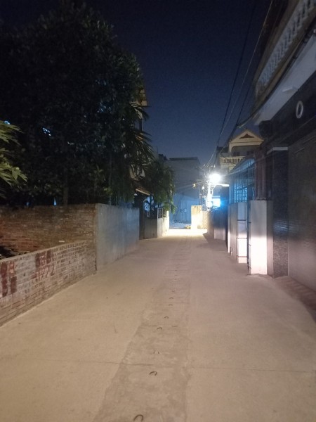 Xóm Đường, Khê Nữ Nguyên Khê chính chủ cần bán nhanh lô đất trung tâm văn hoá, tiện ích đủ