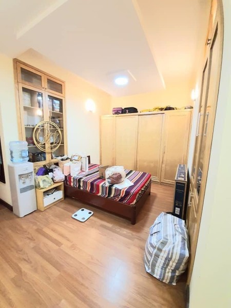 Bán gấp nhà diện tích 86m2, đất mặt ngõ 116 Nguyễn Xiển 3 tầng đúc, ô tô tránh, giá bán 11.5 tỷ