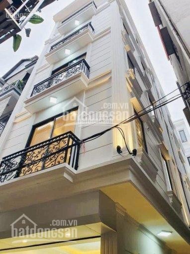 Bán nhà lô góc, phố Hoàng Quốc Việt 58m2 x 6.5 tầng, thang máy, ô tô vào nhà, giá: 9.5 tỷ
