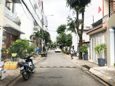 Bán nhà mặt tiền đường số 16 Phường Tân Phú Quận 7 liên hệ 0903503938, sổ hồng riêng