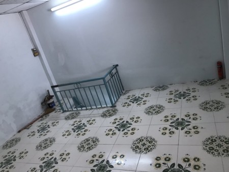 Cho thuê nhà nguyên căn gần chợ giá rẻ ở lâu dài, điện nước đầy đủ, giá tốt khu dân cư
