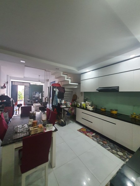(Gò Vấp)Cần tiền, bán gấp nhà mới đẹp, Nguyễn Văn Lượng, P.17, dt 60m2, 4 tầng, giá 6.5 tỷ