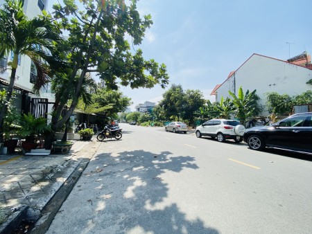 Đi đến slide 8
