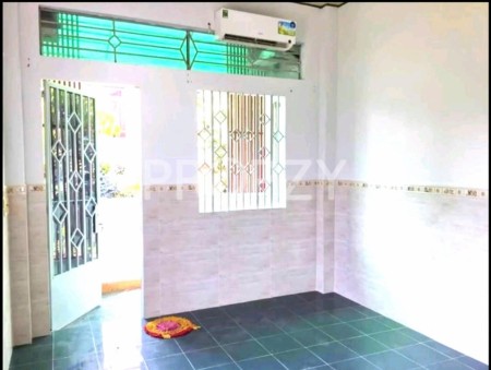 Cho thuê nhà nguyên căn 2 tấm 2 pn, 2 wc hẻm xe tải Huỳnh Tấn Phát, Quận 7, giá tốt