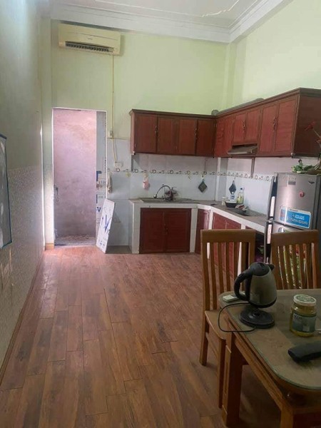 Bán nhà mặt phố Đa Sỹ ô tô đỗ cửa kinh doanh cho thuê đều được, 3 tầng, sổ đỏ chính chủ