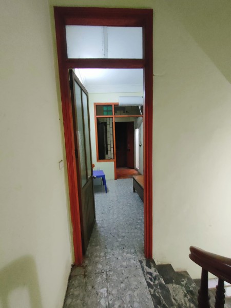 Bán nhà Vạn Phúc Hà Đông qua hiếm - 4m ra đương ô tô khu dân cư, sổ đẹp nở hậu