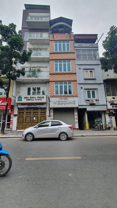 Chủ muốn bán nhanh giảm giá còn 13 Tỷ mặt phố Thuỵ Khuê, Tây Hồ. Dt 48m2 6 tầng 8 phòng kinh doanh