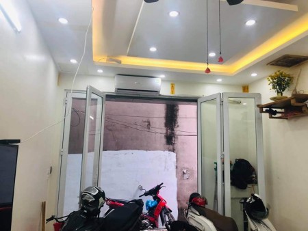 Bán nhà riêng Tân Triều Thanh Trì diện tích sử dụng 32m2 mt 4m giá bán chỉ 2.5 tỷ