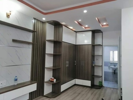 Nhà nguyên căn đẹp ở ngay Quang Lâm, gần phố khu dân cư đông đúc, mua bán sầm uất