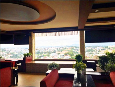Cho thuê mặt bằng kinh doanh lâu dài liên hệ 0918438643, giá 40 triệu/tháng, khu dân cư đông đúc