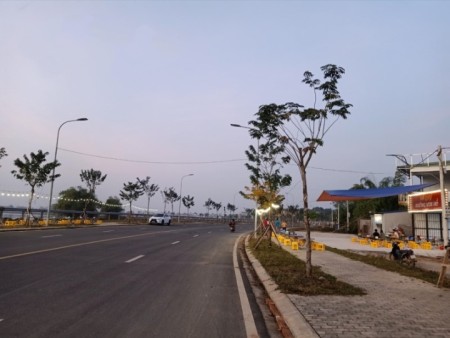 Siêu hiếm Tân Xã, Thạch Thất, HN, 100m đi bộ ra hồ Tân Xã, dtsd 60m2 full thổ, giá nhỉnh tỷ