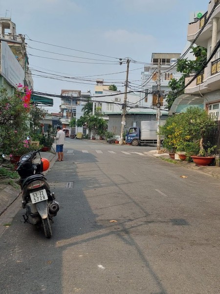 Bán gấp hạ chào 1 tỷ còn 4.5 tỷ diện tích sử dụng 85m2 nhà mặt tiền Bình Tân liên hệ 0784013836
