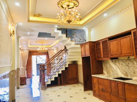 Bán nhà nguyên căn đẹp vào ở liền hẻm đường số 8, Hiệp Bình Phước, Thủ Đức, giá tốt