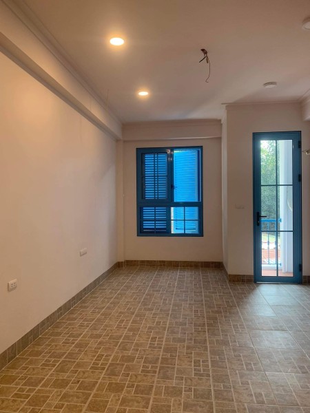 Nhà nguyên căn Ngọc Thuỵ Đẹp như hoa hậu, phong cách trẻ trung, hiện đại, giá tốt