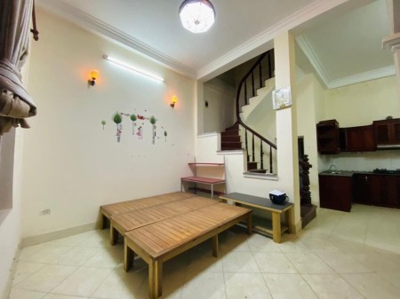 Bán nhà Quang Trung Quận Hà Đông, diện tích sử dụng 48m2 cách 15m, ô tô tránh, khu dân cư