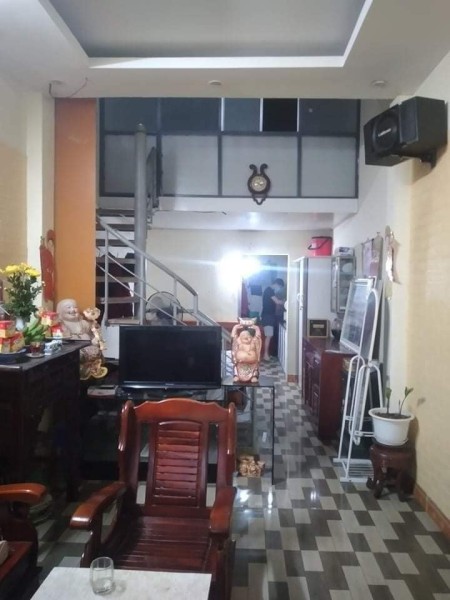 Bán nhà phố Bùi Xương Trạch diện tích sử dụng 36M2*1.5, ngõ rộng, giá 1,5 tỷ, 0359793895.