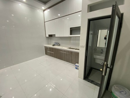 Bán nhà Bùi Xương Trạch, Thanh Xuân 48m2, 4 tầng, mới đẹp, Giá 4 tỷ 95
