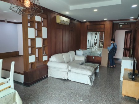 Kẹt dịch Cần bán gấp căn hộ chung cư Hoàng Anh Gia Lai 2, Trần Xuân Soạn Quận 7 3PN