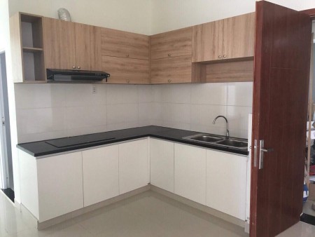 Tôi cần cho thuê nhanh chung cư Topaz City, mặt tiền đường Cao Lỗ, Phường 4, Quận 8 lh 0939353599