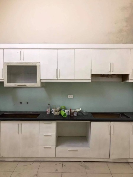 Vỡ nợ bán gấp nhà Đường Láng 86m mặt tiền 3.6m giá 6.5 tỷ vị trí gần phố, yên tĩnh