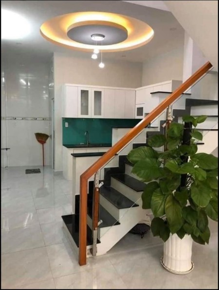 Nhà bán mặt tiền gần chợ gần trung tâm hành chính hỗ trợ trả góp pháp lý sổ hồng riêng