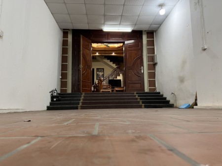 Cho thuê nhà và cửa hàng Phố Ga, thị trấn Thường Tín giá 15 triệu/tháng, còn mới vào sử dụng