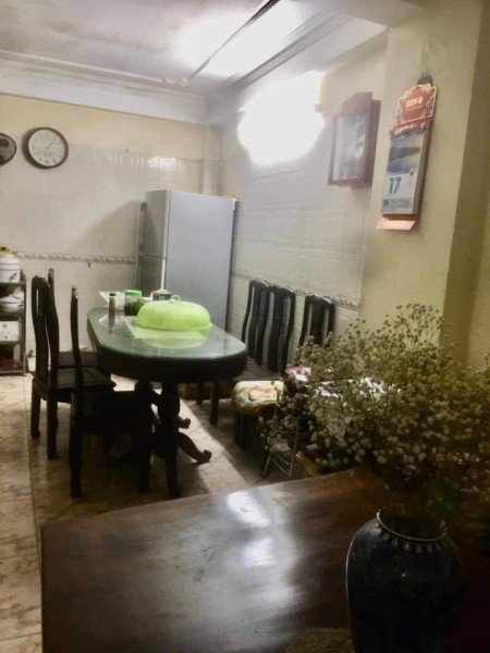 Nhà ngõ Khương trung, 4 tầng đầy đủ nội thất 4tỷ2 sổ chính chủ, khu dân cư đông đúc