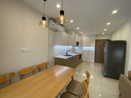 Bán cắt lỗ căn Vinhomes Smart City 2 pn 1 wc dt 54m2, ban công Đông Nam, giá 1.9 tỷ, bao phí