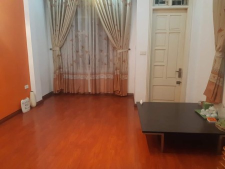 Bán nhà Đê Trần Khát Chân ga ra ô tô vào nhà hiếm 3 mặt thoáng sáng trung tâm