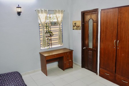 Phòng sân bay diện tích 25m2, bếp, nội thất, nhà vệ sinh riêng, free 1/2 tháng, 4 triệu/tháng