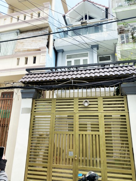 Bán nhà hẻm xe hơi đường Nguyễn Thị Thập, phường Tân Phú , Quận 7, 3 lầu đúc kiên cố