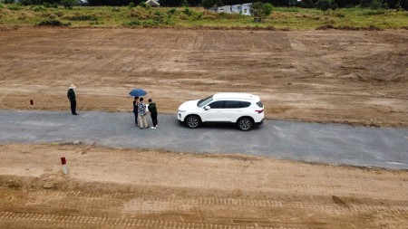Bán đất ONT VỊ TRÍ đường nhựa, giá chỉ 1tr8/m2 vị trí đắc địa, nhiều tiềm năng tăng giá