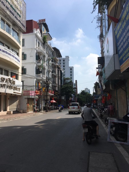 Mặt phố Giảng Võ, Ba Đình, 496m2, giá 182 tỷ, mt 12m, phù hợp làm toà Vp, bệnh viện, phòng khám