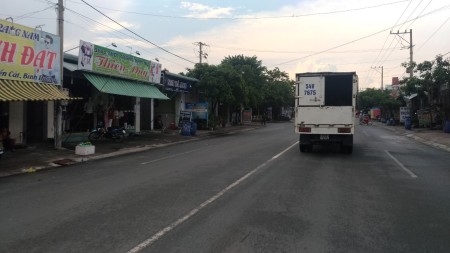 Lô góc diện tích sử dụng 450m2 trong khu công nghiệp, liên hệ 0967745969 giá 4.2 tỷ